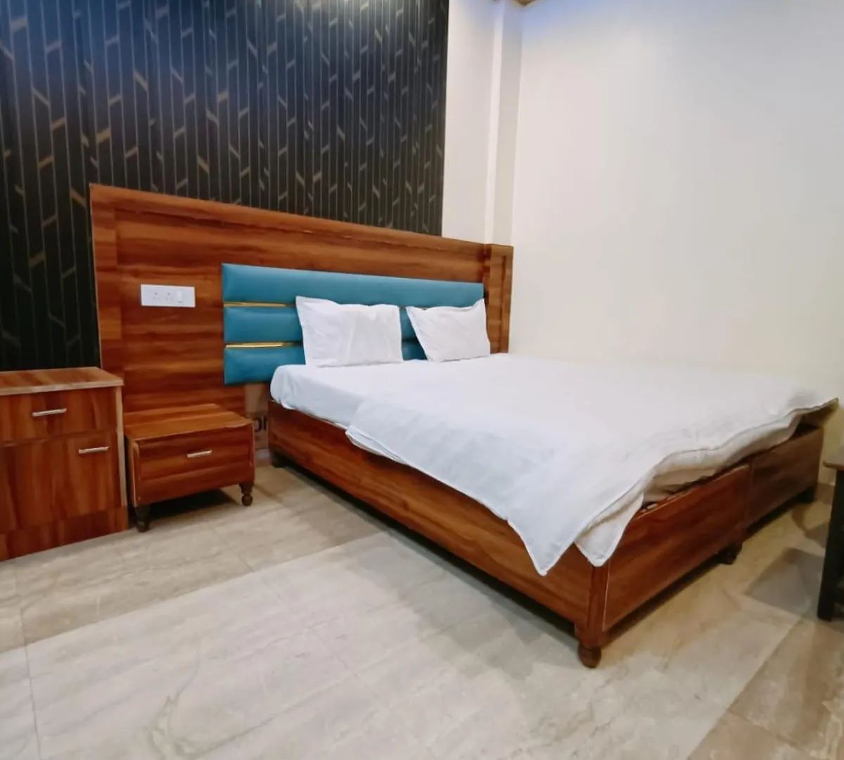 Hotel Assi River 바라나시 게스트하우스